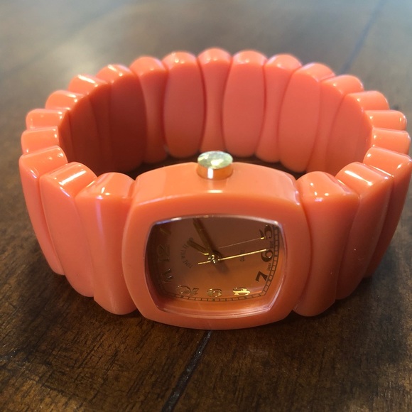 Retro vintage orange watch. - Picture 1 of 3